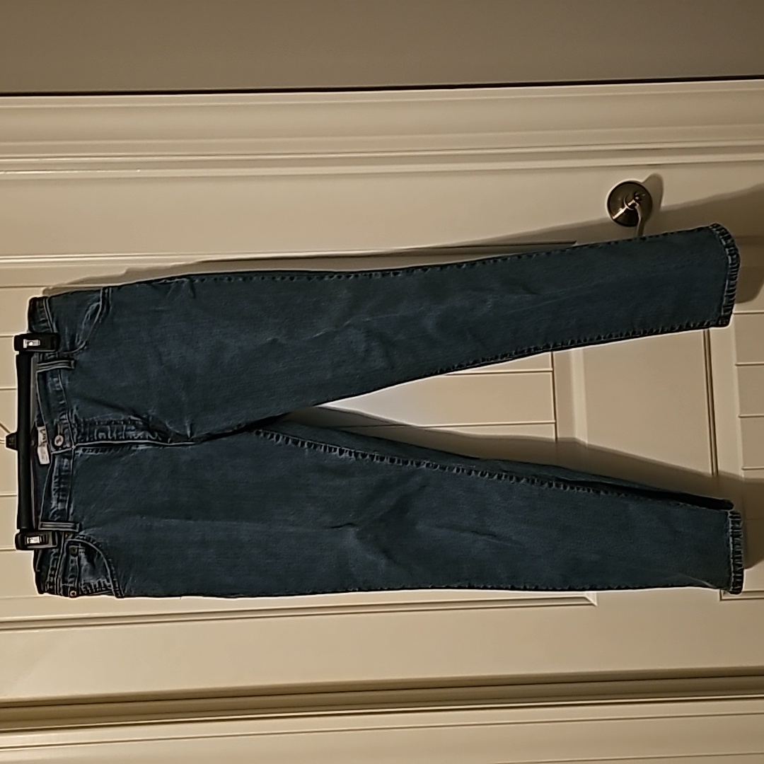 494 Ladies Levis 550 Size 14s